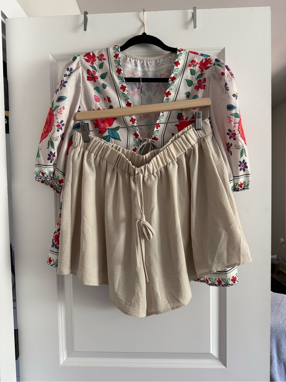 SHEIN Cream Drawstring Skirt with Floral Embroidered Top